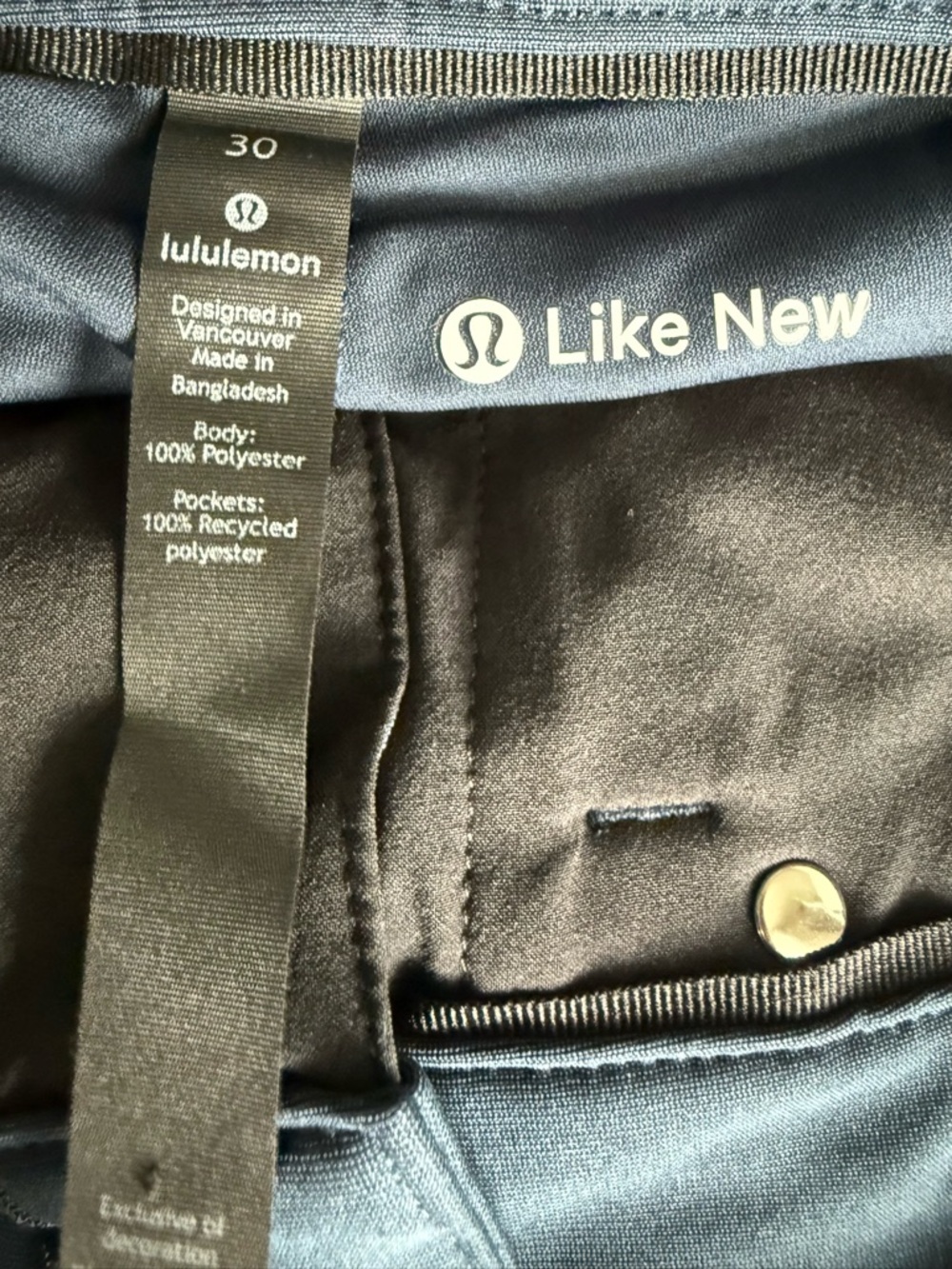 lululemon athletica Men's ABC Relaxed in Navy - Picture 3 of 5